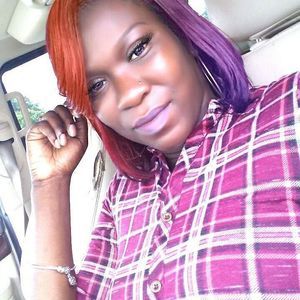 Meet your Posher, Tneisha